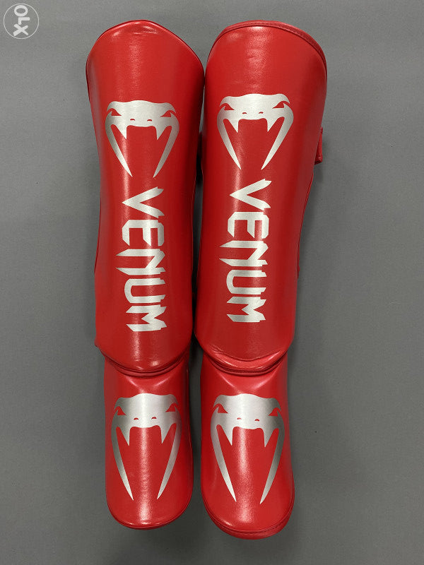 Venum stitnici za podkolenice