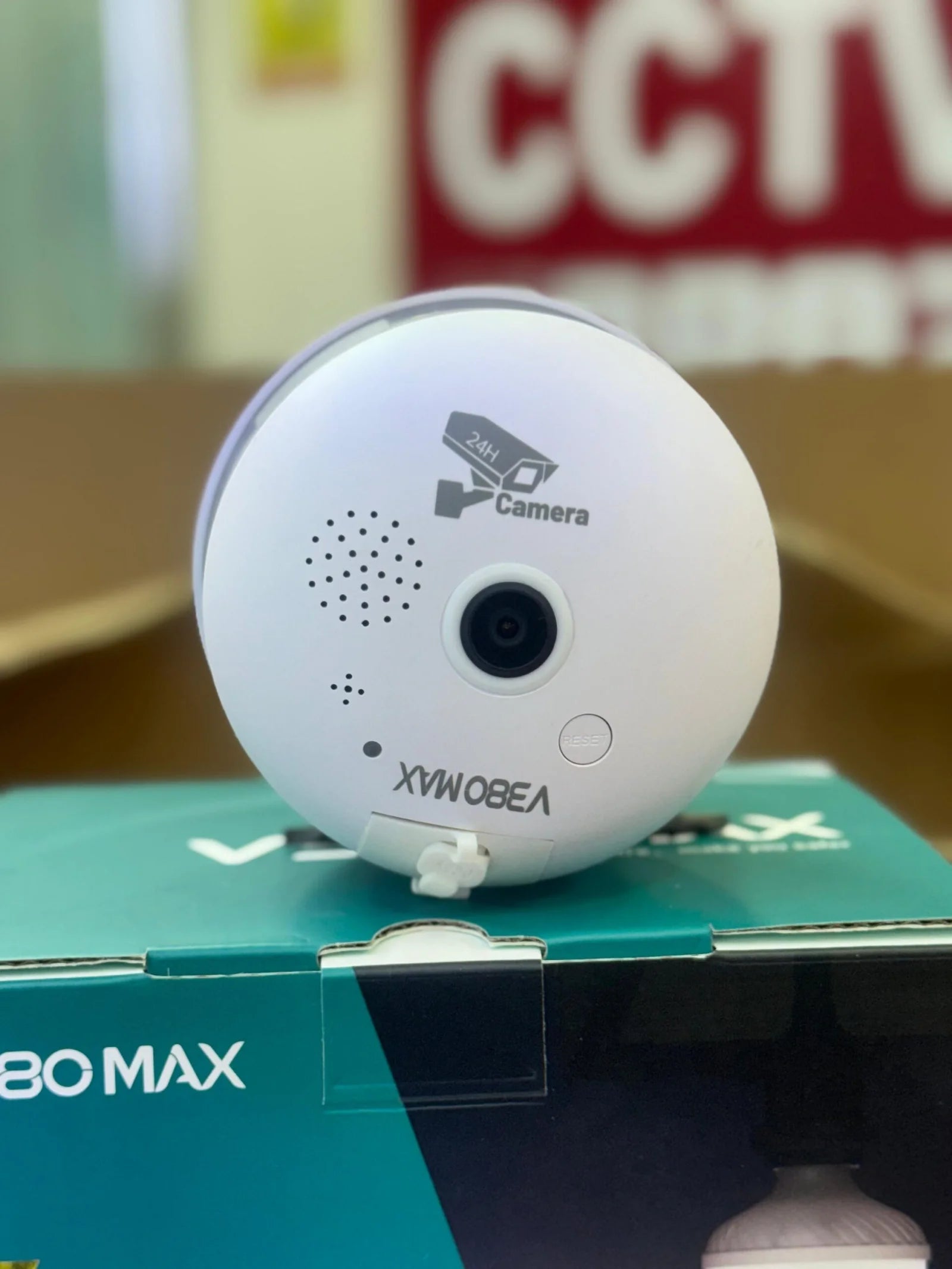 Pametna WiFi kamera u obliku sijalice V380-D8 – 8MP