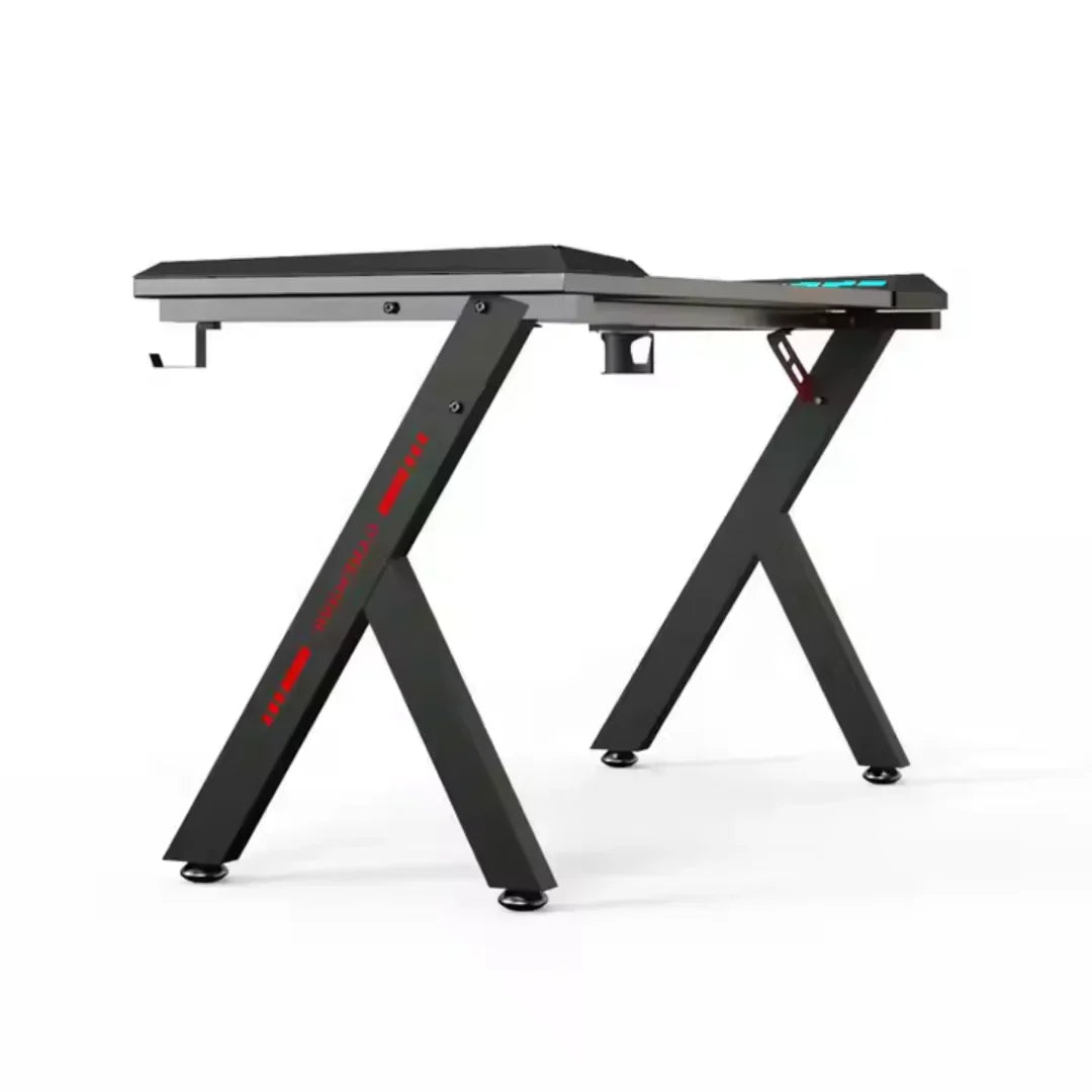 RGB Gaming Sto sa LED Osvetljenjem – Gejmerski Sto za PC