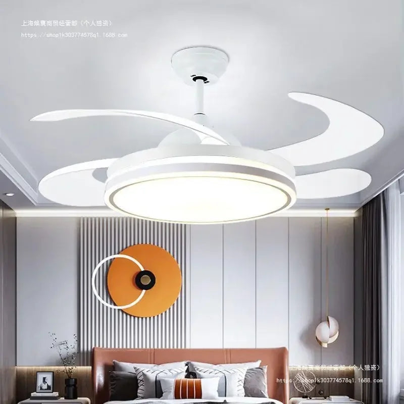 LED luster sa ventilatorom