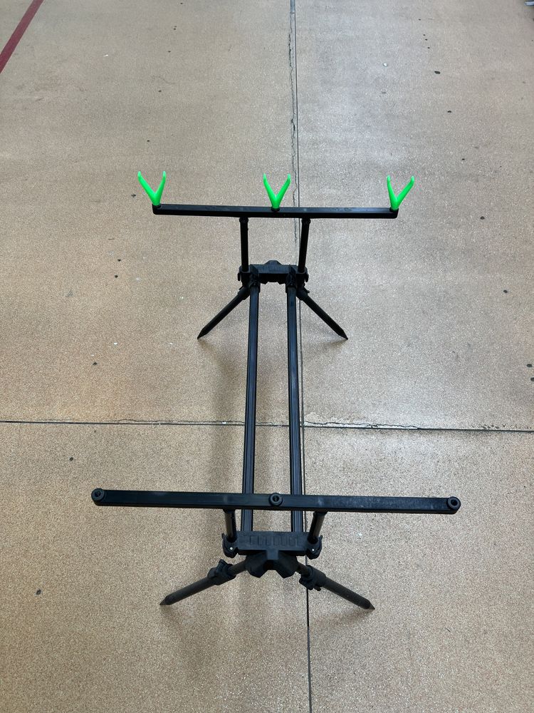 Eastshark Rod Pod 3 – Aluminijumski Stalak za 3 Štapa | Podesiv i Stabilan + Torba