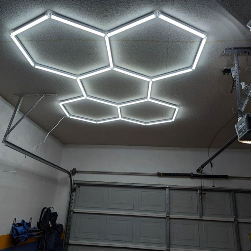 LED Hexagonalna Rasveta za Garažu 168W – Plafonska Rasveta za Auto Detailing