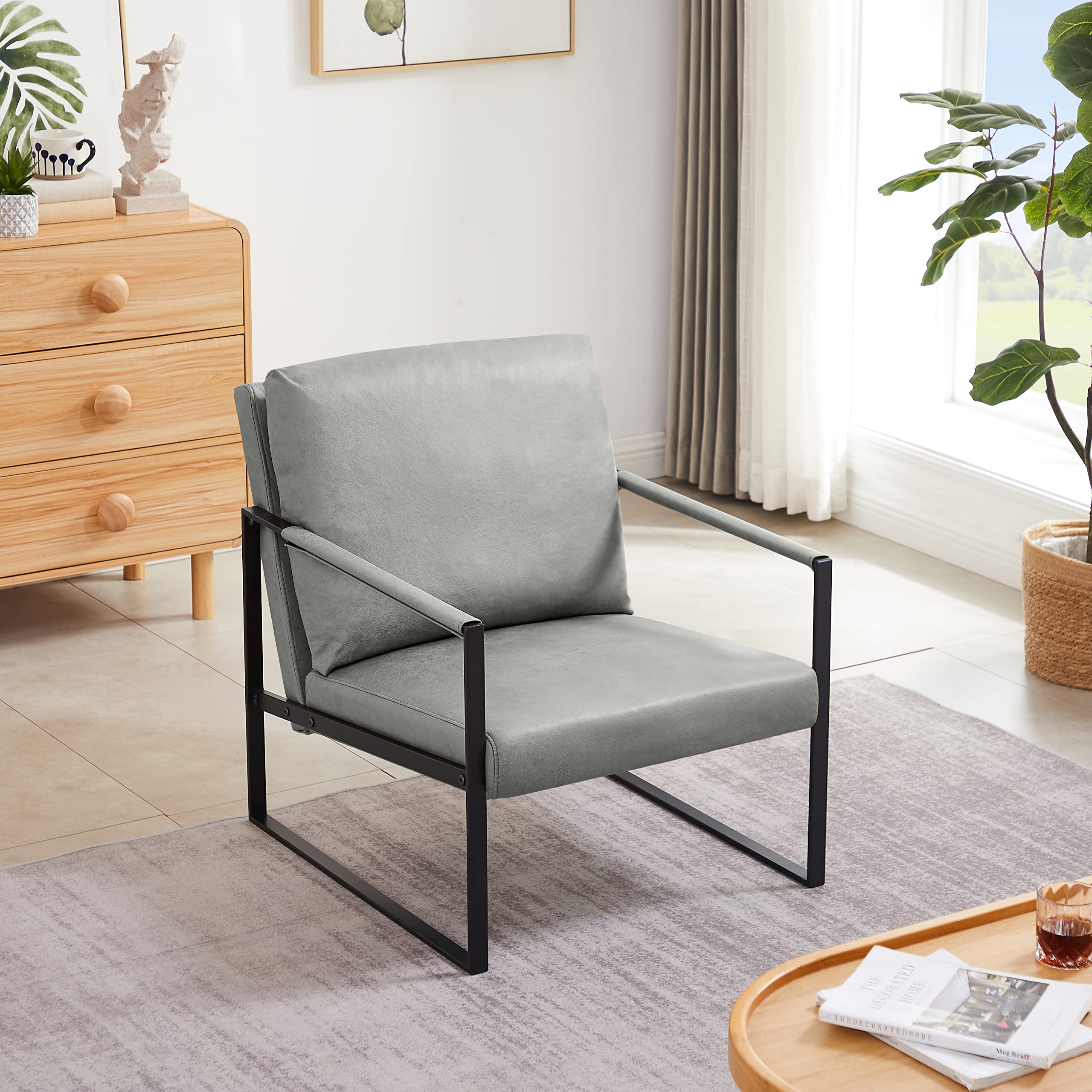 SEDIA Lounge Fotelja – Elegantna Fotelja za Dom i Kancelariju