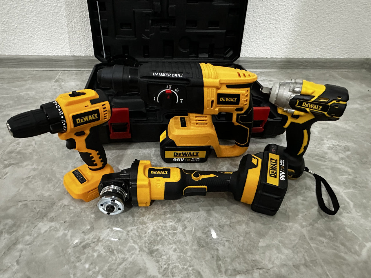 Aku Set Busilica, Brusilica, Odvijač Udarni 4u1 + 4 baterije