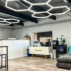 LED Hexagonalna Rasveta za Garažu 168W – Plafonska Rasveta za Auto Detailing