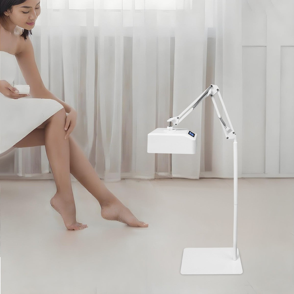 Stalak za Pedikir Lampu – Podesivi Profesionalni Držač za UV/LED Lampu sa Stabilnim Postoljem
